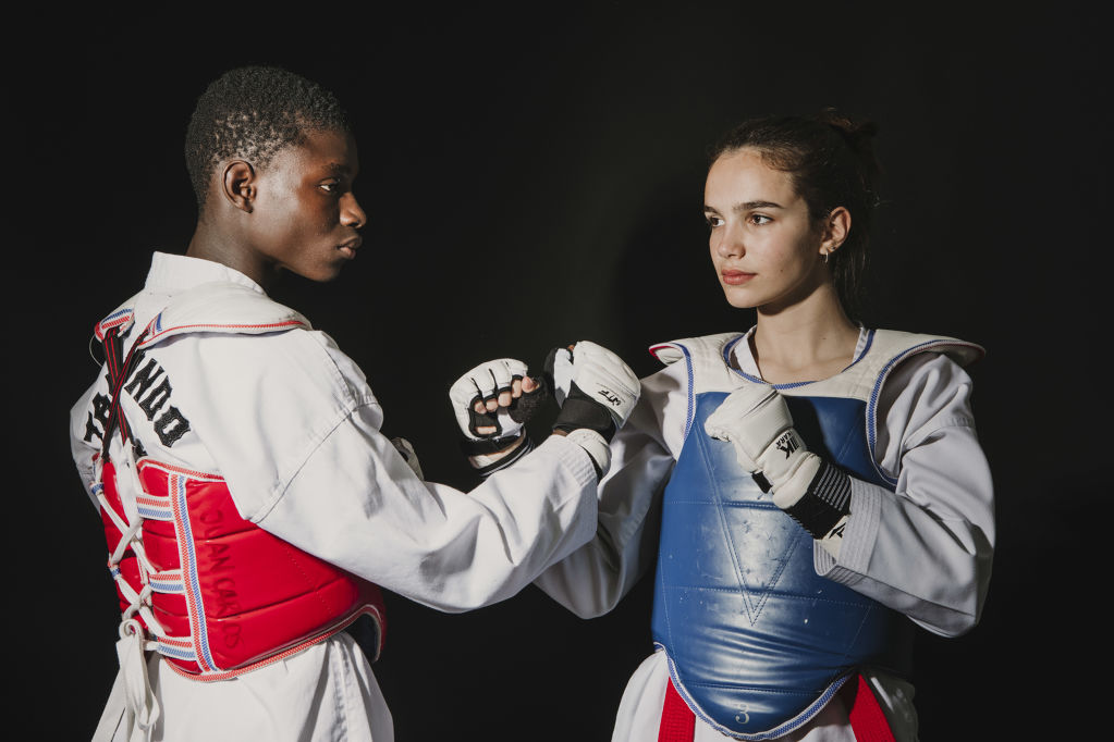 DOS DEPORTISTAS DEL TKD VIDRERES EN EL 