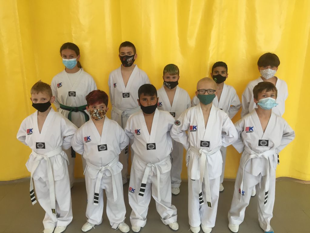 Tarde de exámenes en TKD Vidreres