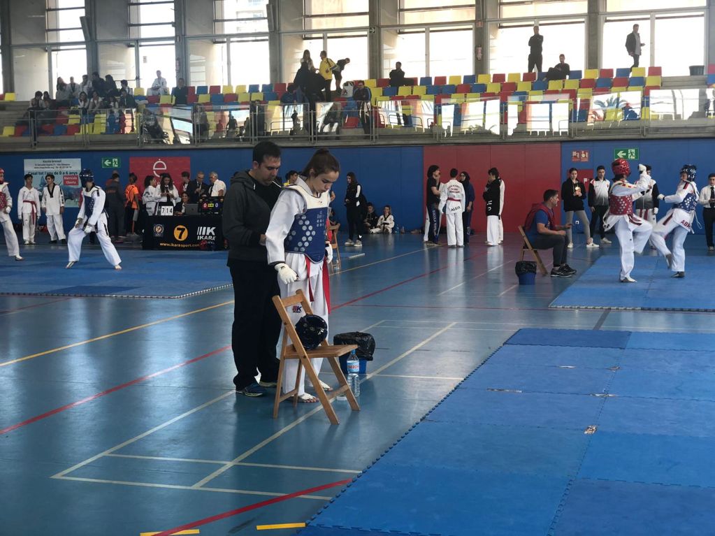 Gran papel de TKD Vidreres en el Trofeo Promoción Junior